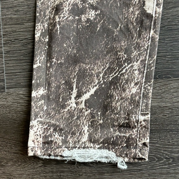 NEW NEVER WORN Purple Brand Jeans (size 30) - Picture 2 of 9